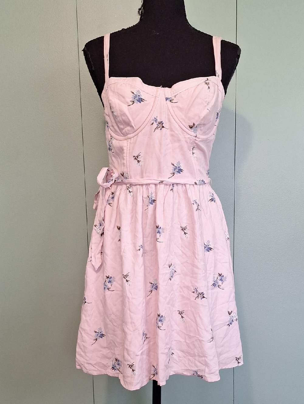 Abercrombie And Fitch Pink And Blue Floral Dress Size Medium
